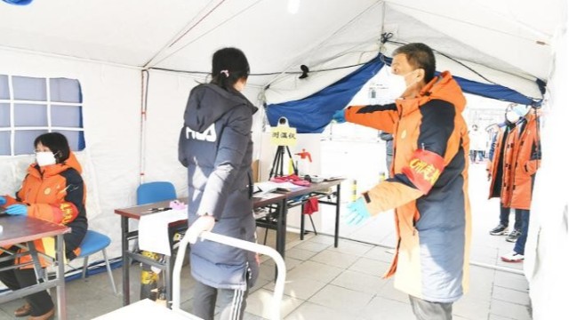 非接觸性紅外線測(cè)溫儀