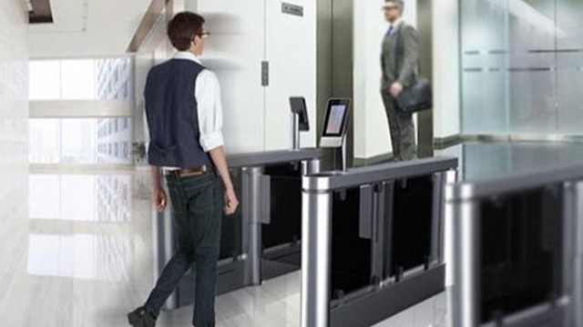 人臉識(shí)別系統(tǒng)測溫門禁