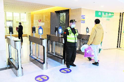 智能測(cè)溫門禁系統(tǒng)