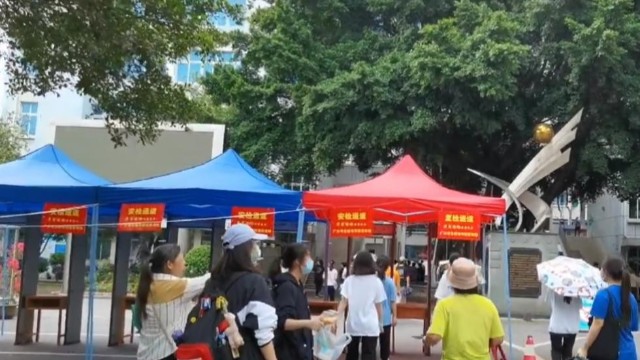 高考"無聲進(jìn)入",種植牙會有影響嗎?牙齒上的金屬會讓安檢門報警嗎?